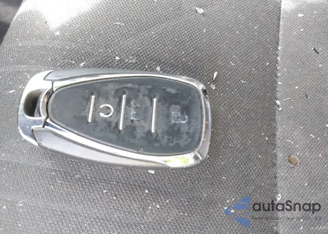 2019 Chevrolet Trax Lt z USA, uszkodzony, nr VIN KL7CJPSB3KB825715